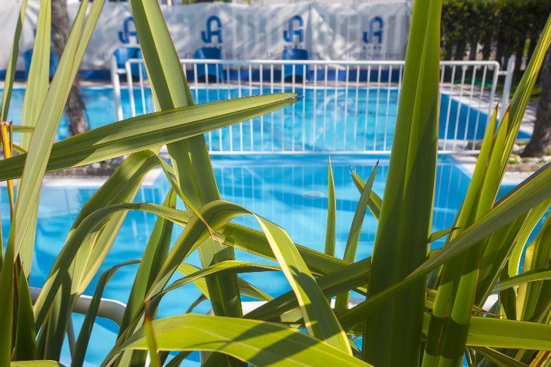 Hotel Sporting Σαν Μπενεντέτο ντελ Τρόντο Εξωτερικό φωτογραφία