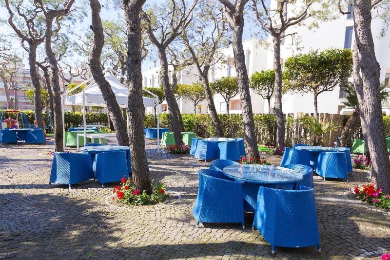 Hotel Sporting Σαν Μπενεντέτο ντελ Τρόντο Εξωτερικό φωτογραφία