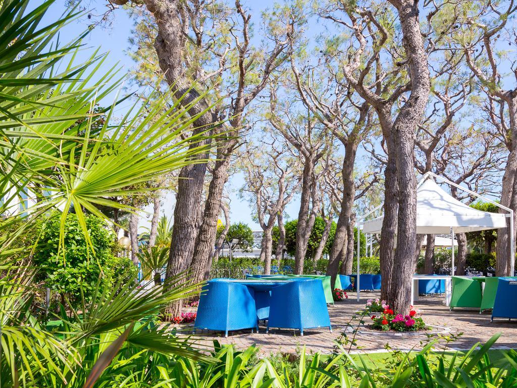 Hotel Sporting Σαν Μπενεντέτο ντελ Τρόντο Εξωτερικό φωτογραφία